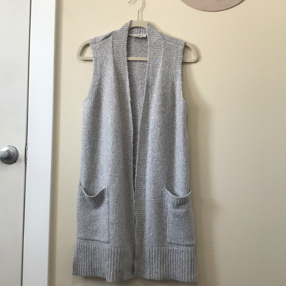 LOFT Outlet Gray sweater cardigan sleeveless vest